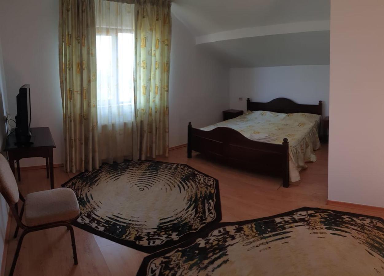Motel Balcost Piatra Neamţ Zewnętrze zdjęcie