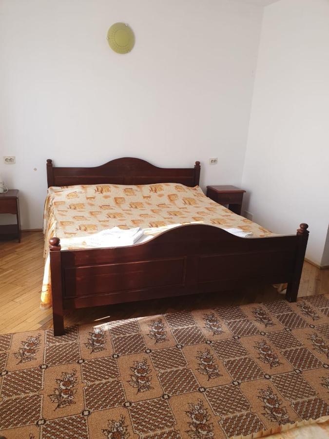 Motel Balcost Piatra Neamţ Zewnętrze zdjęcie
